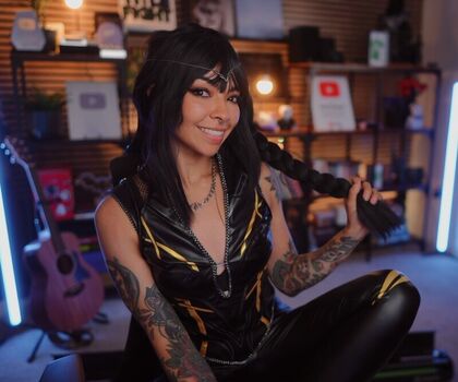 Goth anime girlfriend/ leaked private content