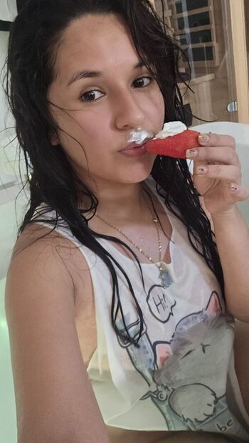 Bela fernandez/ leaked private content