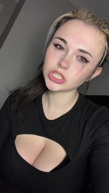 Belinda lakumi leaked private content