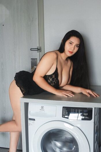 Deinesivlia nackt leaked private content