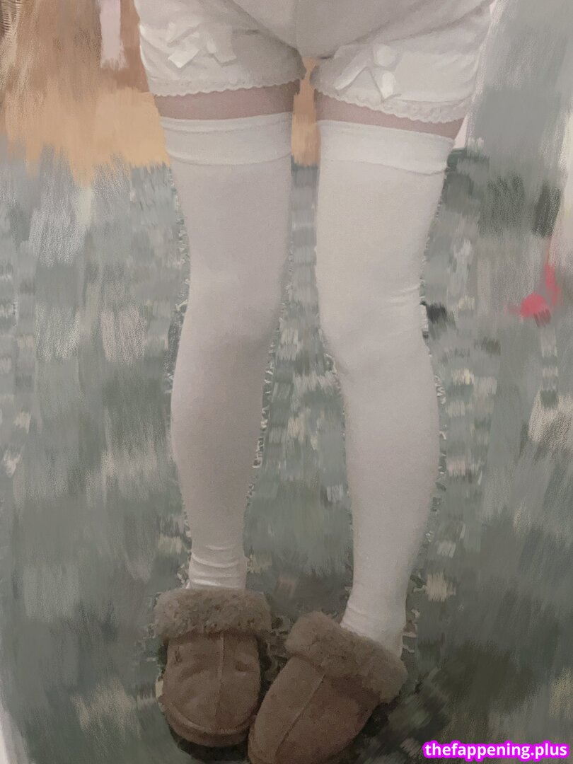 Freshmanevasky page leaked private content