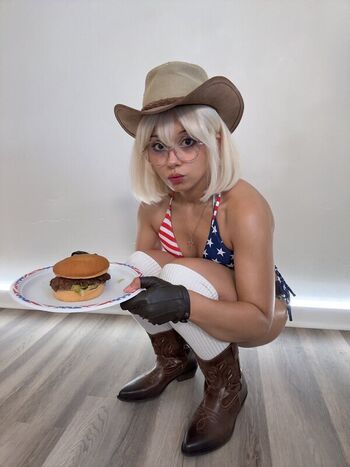 Irlupdog leaked private content