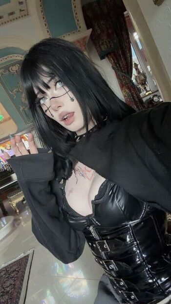 Lunaticalwitch/ leaked private content