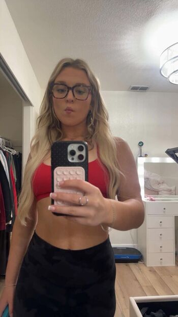 Amy nicole moore/ leaked private content