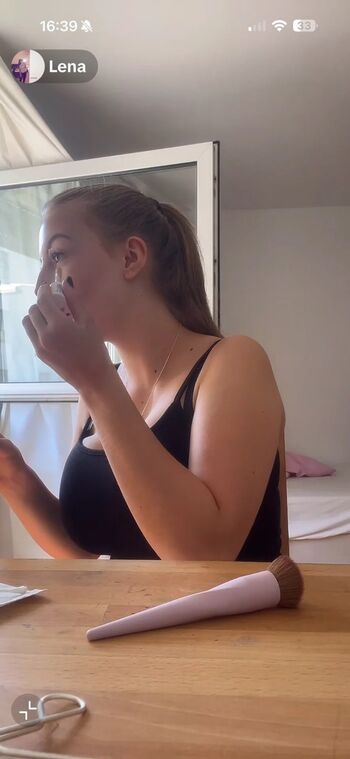 Emilybel/ leaked private content