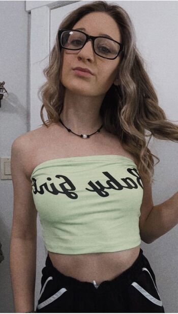 Carly baker/ leaked private content