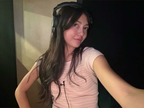 Haesicks / leaked private content