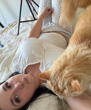 Alexandramiddle/ leaked private content
