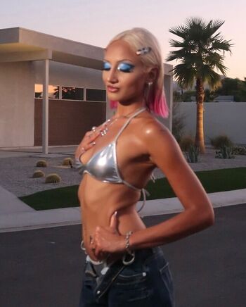 Foxxyfollie leaked private content