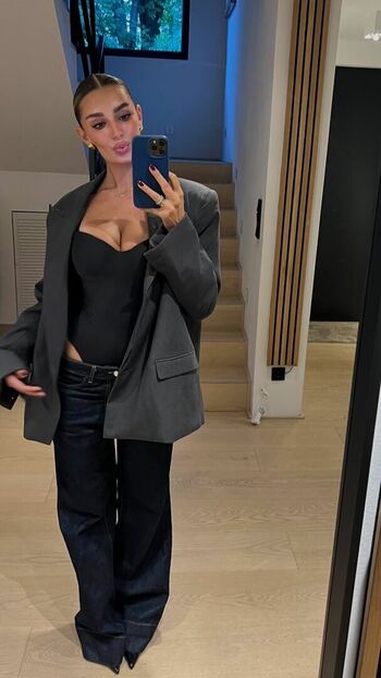 Ajinkaily leaked private content