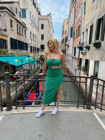 Belnotbella/ leaked private content