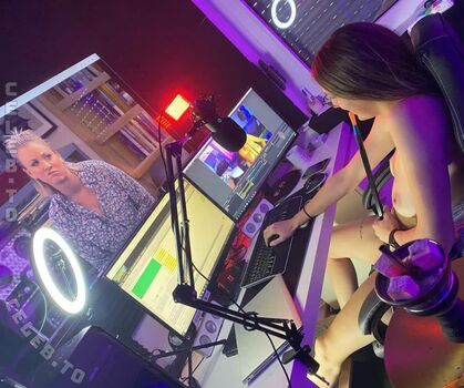 Haesicks / leaked private content