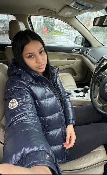 Zahra leaked private content